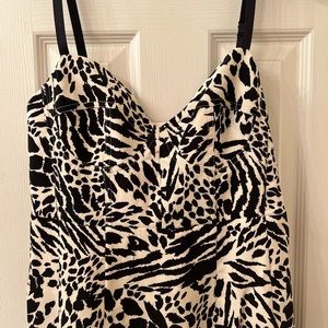 Black and White Zebra Print Sergio Hudson Fitted dress